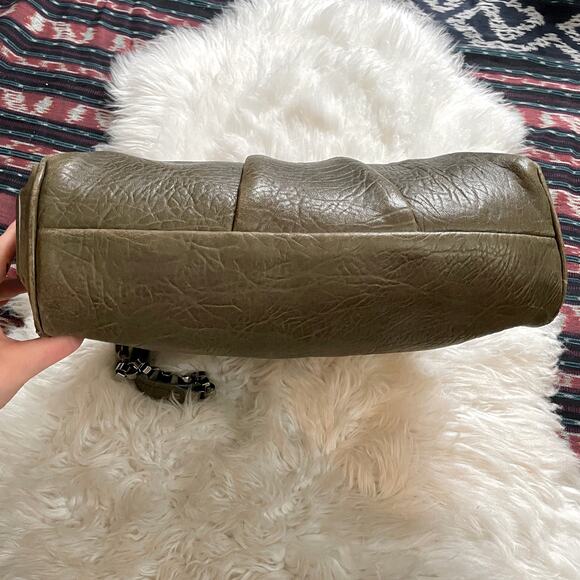 Marc Jacobs Gray Starburst Pleated Stam Shoulder Bag Kisslock Purse - Picture 6 of 16